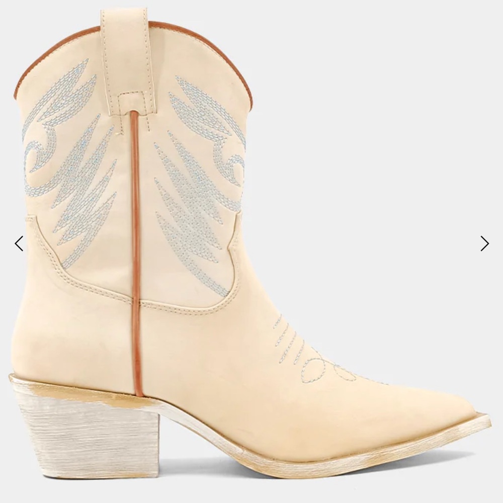 ShuShop Cream Western Heeled Boots